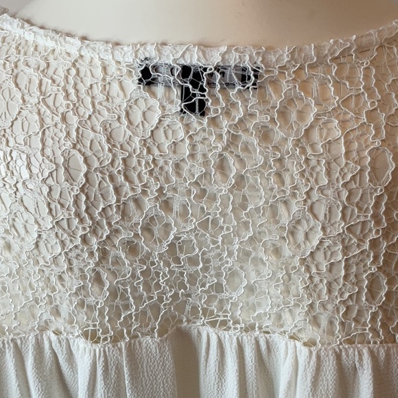 Open Lace Women's Top - Picture 7 of 9